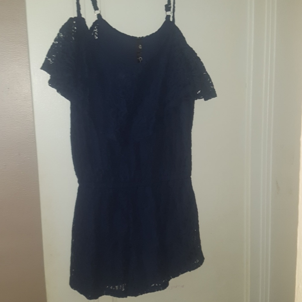 Off the shoulder romper ♥️